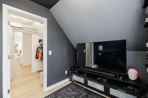 1271 King Edwards Way Harrisonburg VA 22801