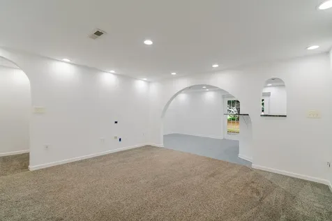 1271 King Edwards Way Harrisonburg VA 22801