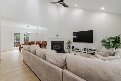 1271 King Edwards Way Harrisonburg VA 22801