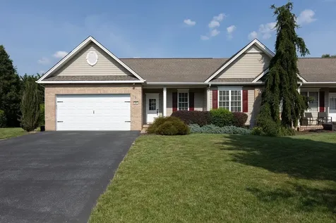 41 Cambridge Circle Rockingham VA 22801