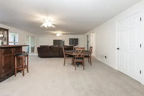 41 Cambridge Circle Rockingham VA 22801