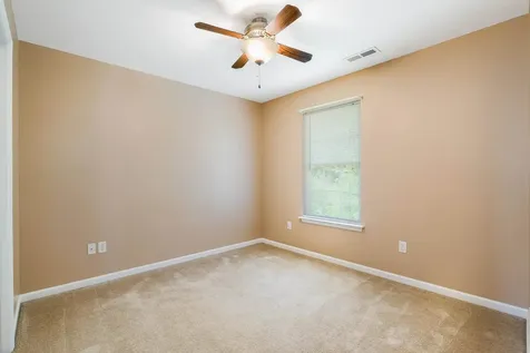 533 Pointe Drive Harrisonburg VA 22801