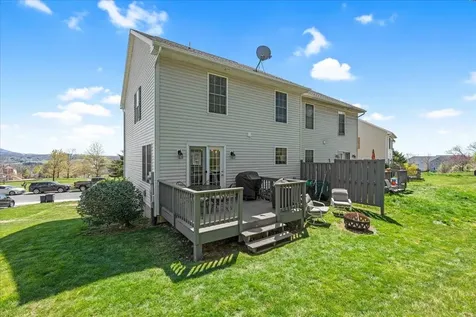 533 Pointe Drive Harrisonburg VA 22801