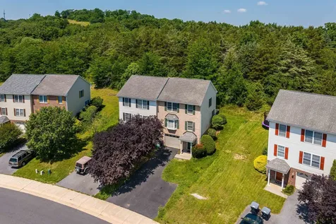 533 Pointe Drive Harrisonburg VA 22801