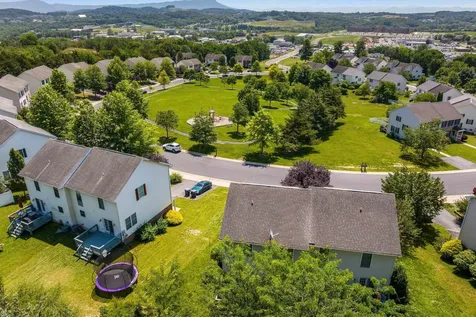 533 Pointe Drive Harrisonburg VA 22801