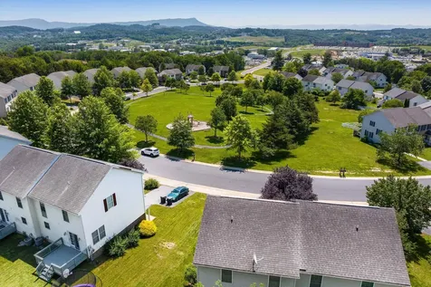 533 Pointe Drive Harrisonburg VA 22801