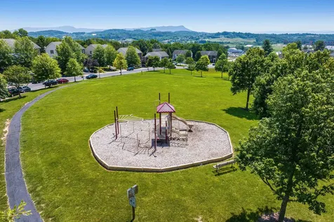 533 Pointe Drive Harrisonburg VA 22801