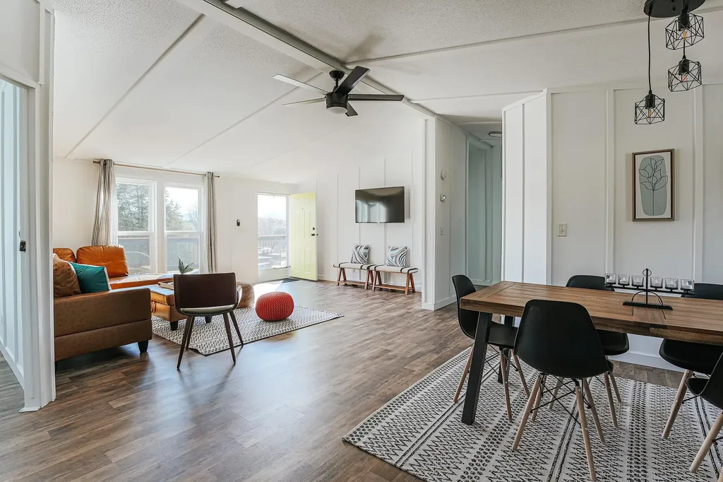 7825 Rockfish Valley Highway Afton VA 22920