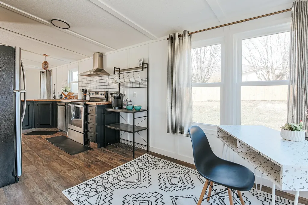 7825 Rockfish Valley Highway Afton VA 22920