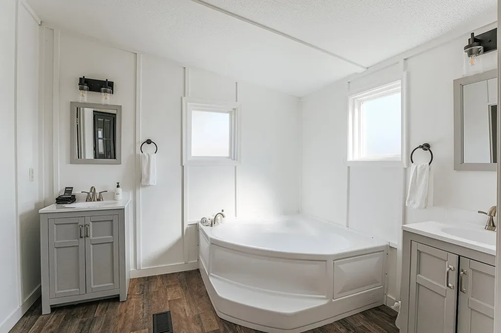 7825 Rockfish Valley Highway Afton VA 22920