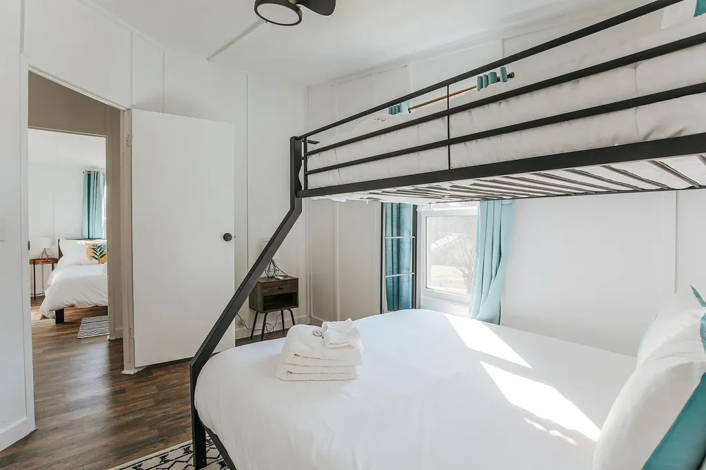 7825 Rockfish Valley Highway Afton VA 22920