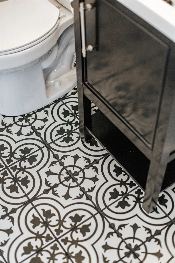 7825 Rockfish Valley Highway Afton VA 22920