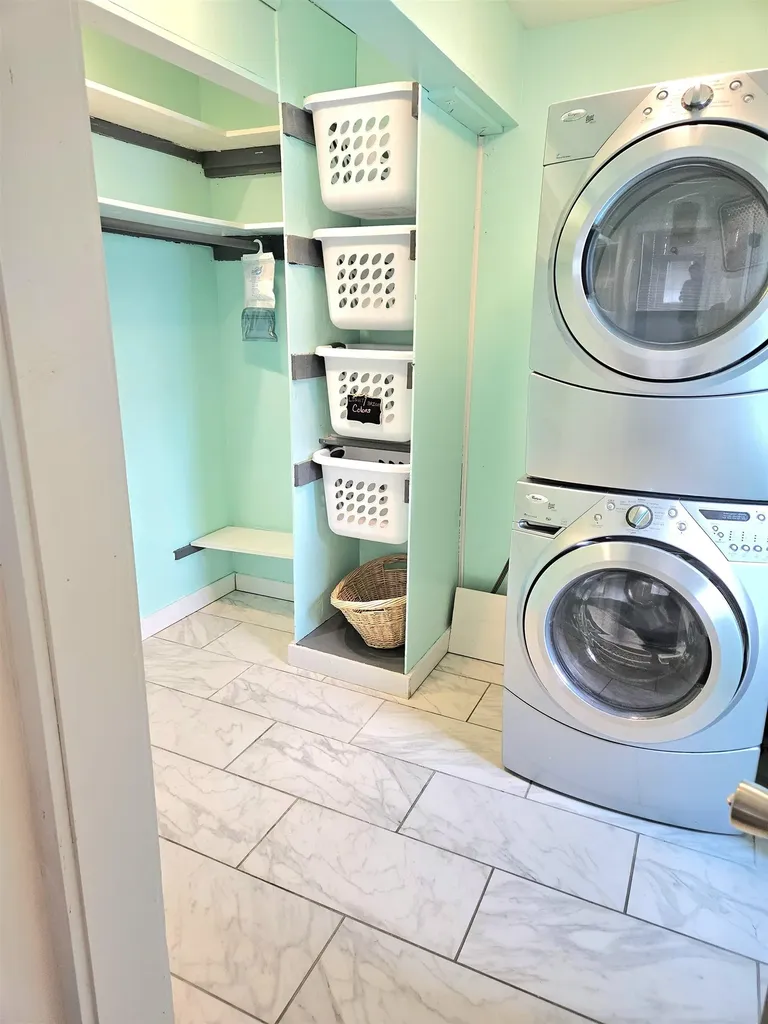 508 Stuart Avenue N Elkton VA 22827