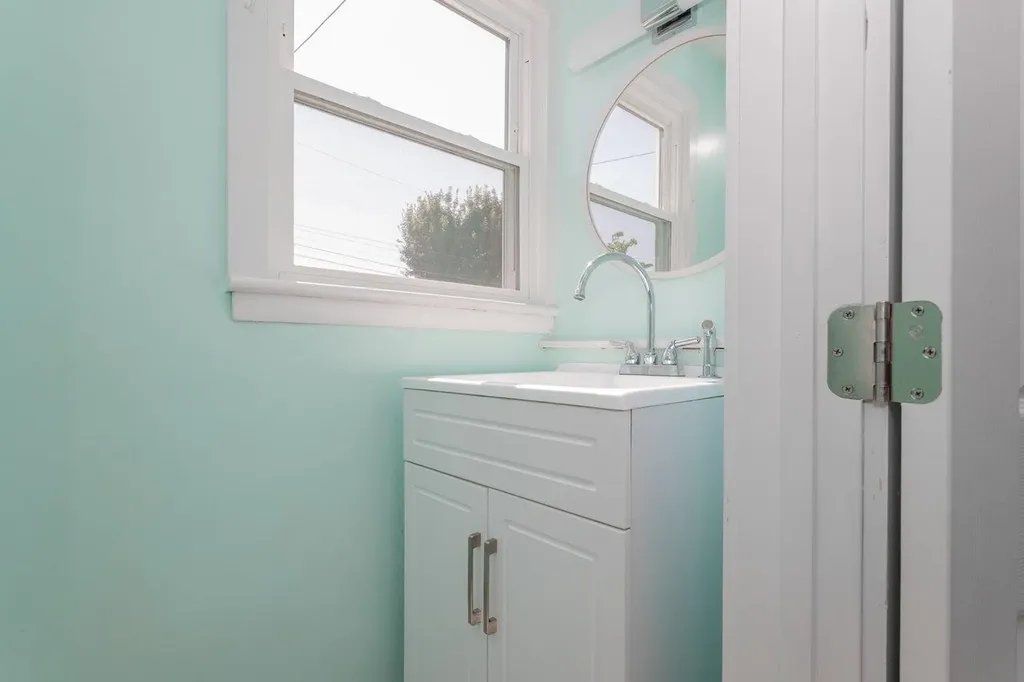 508 Stuart Avenue N Elkton VA 22827