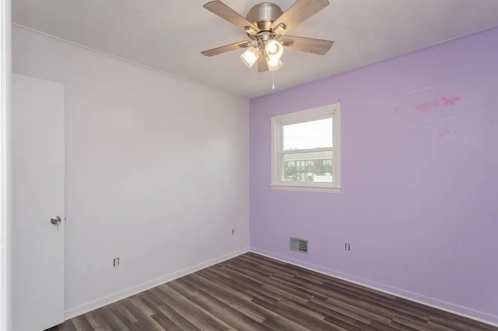 508 Stuart Avenue N Elkton VA 22827