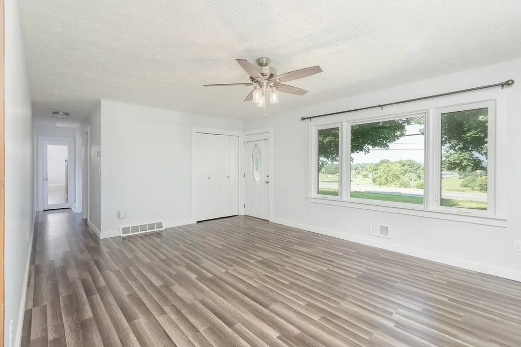 508 Stuart Avenue N Elkton VA 22827