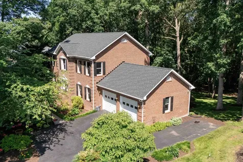 1515 Cumberland Drive Rockingham VA 22801