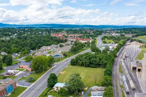 1294 Virginia Avenue Harrisonburg VA 22801