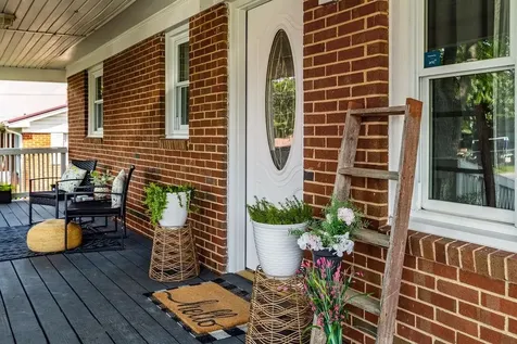 58 Augusta Street Verona VA 24482