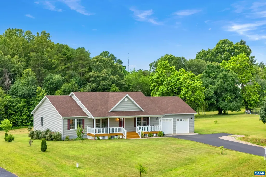 72 Lancaster Court Louisa VA 23093