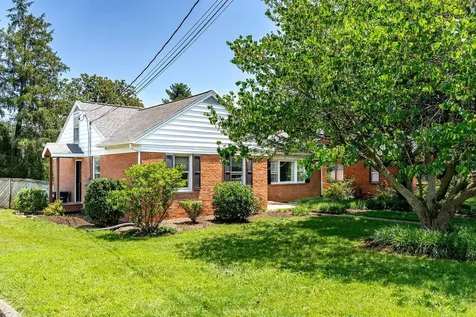 340 New York Avenue Harrisonburg VA 22801