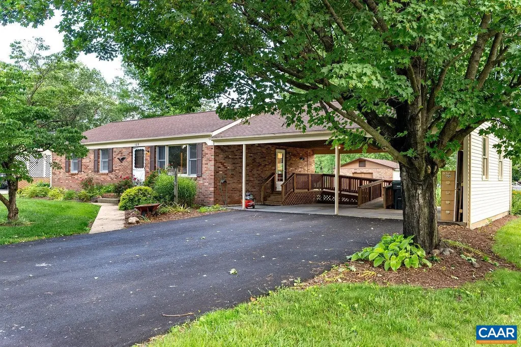 109 Sandstone Lane S Bridgewater VA 22812