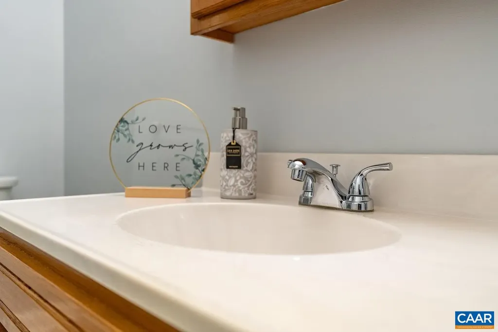 109 Sandstone Lane S Bridgewater VA 22812