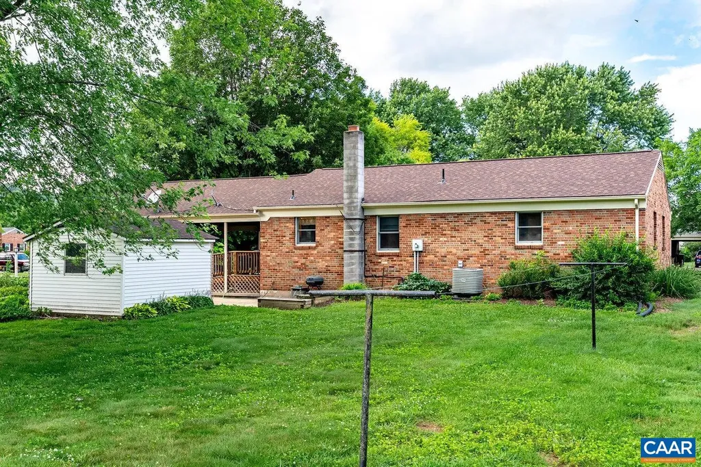 109 Sandstone Lane S Bridgewater VA 22812