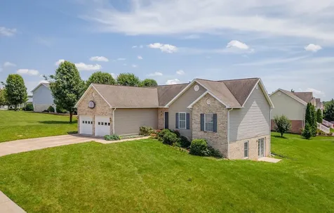 390 Stoneleigh Drive Harrisonburg VA 22801