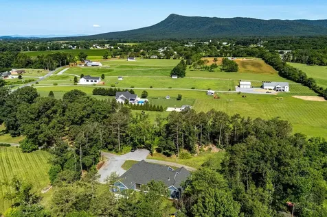 1045 Dave Berry Road Mcgaheysville VA 22840