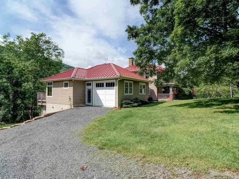 7304 Dry Run Road Burnsville VA 24487
