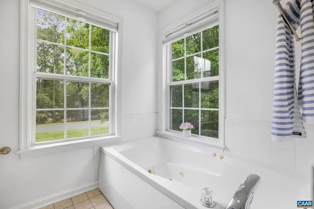 1433 River Oaks Ridge Charlottesville VA 22901