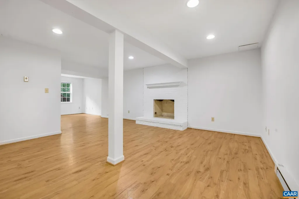 1433 River Oaks Ridge Charlottesville VA 22901