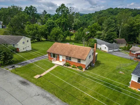 816 Rutherford Street Staunton VA 24401