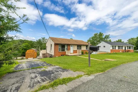 816 Rutherford Street Staunton VA 24401