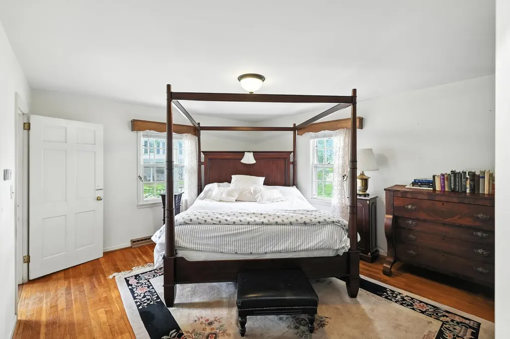 104 College Street W Bridgewater VA 22812