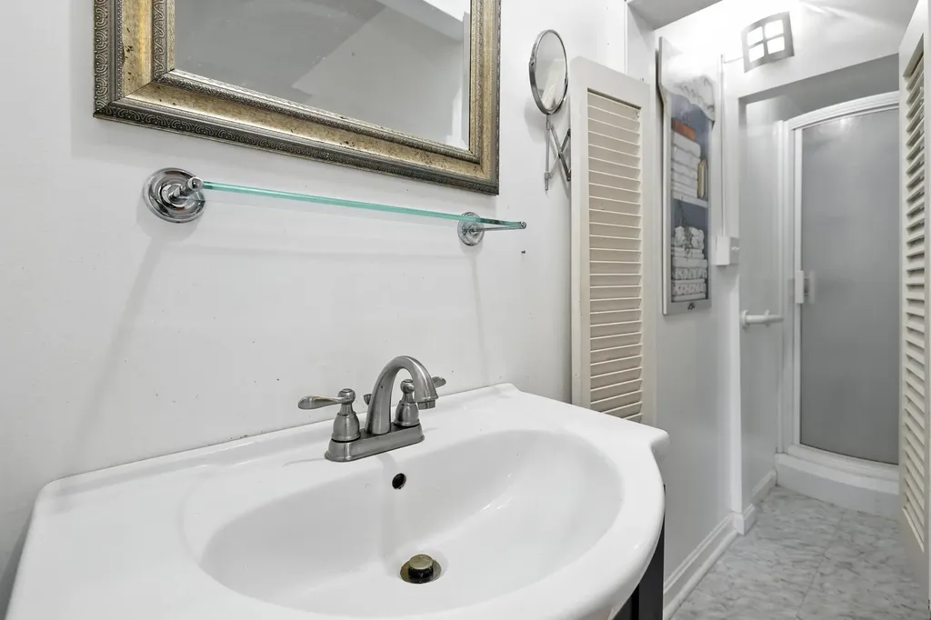 104 College Street W Bridgewater VA 22812