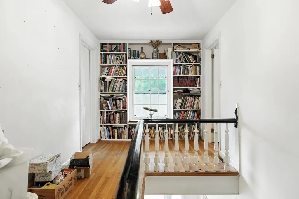 104 College Street W Bridgewater VA 22812