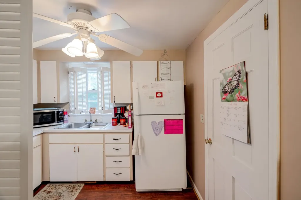 104 College Street W Bridgewater VA 22812