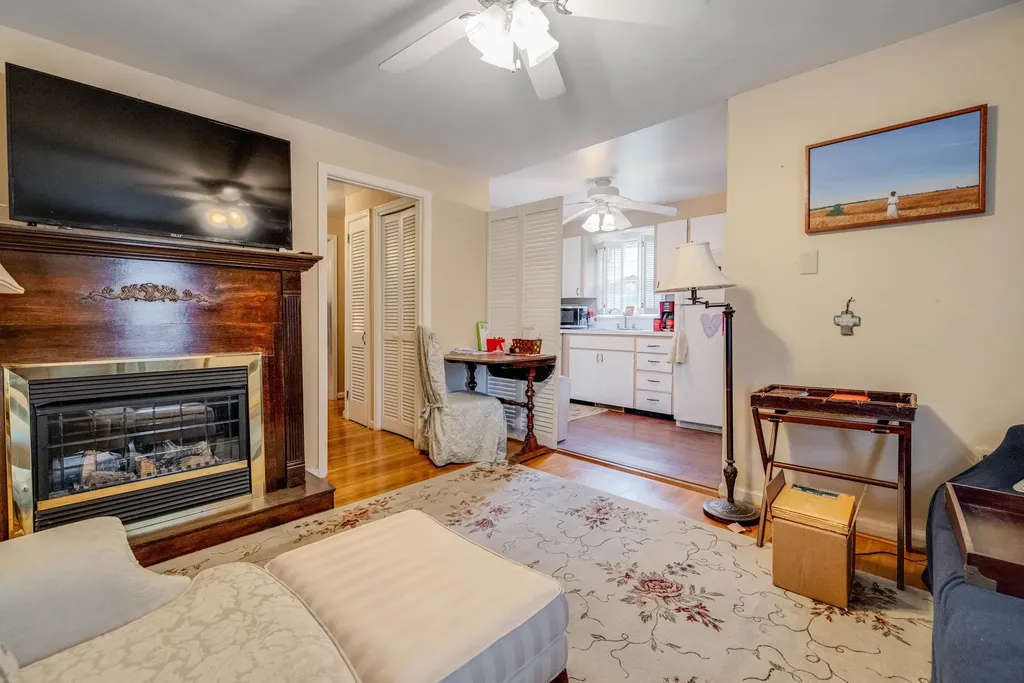 104 College Street W Bridgewater VA 22812