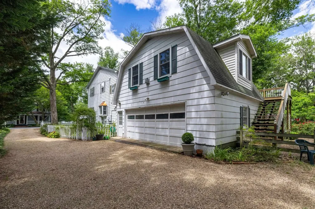 104 College Street W Bridgewater VA 22812