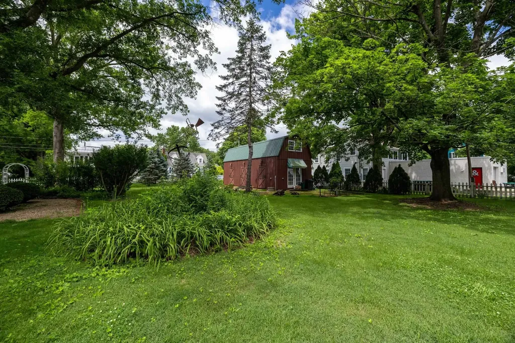 104 College Street W Bridgewater VA 22812