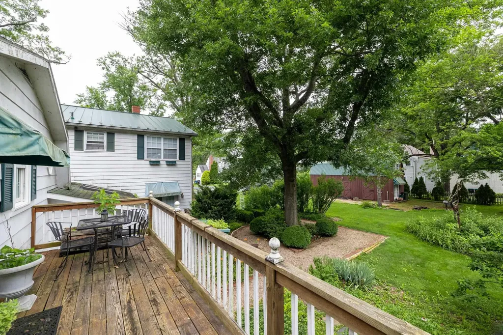 104 College Street W Bridgewater VA 22812