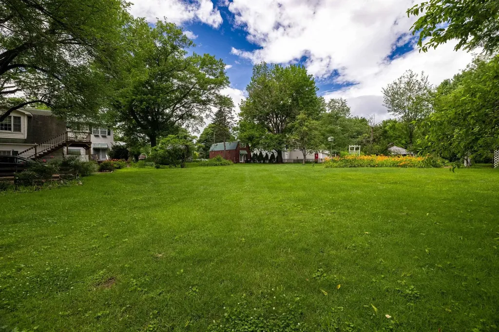 104 College Street W Bridgewater VA 22812