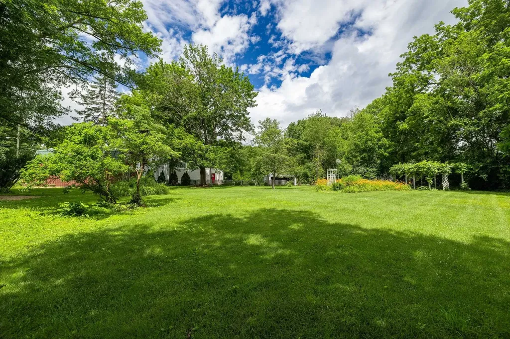 104 College Street W Bridgewater VA 22812