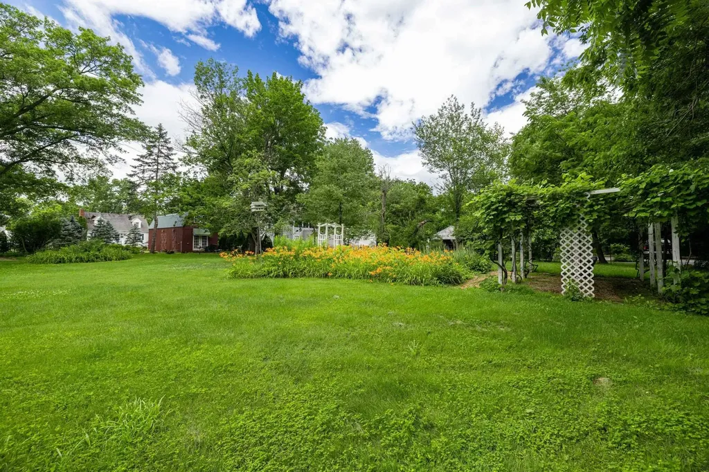 104 College Street W Bridgewater VA 22812