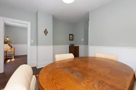 215 Richardson Street Staunton VA 24401