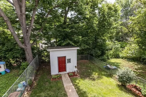215 Richardson Street Staunton VA 24401