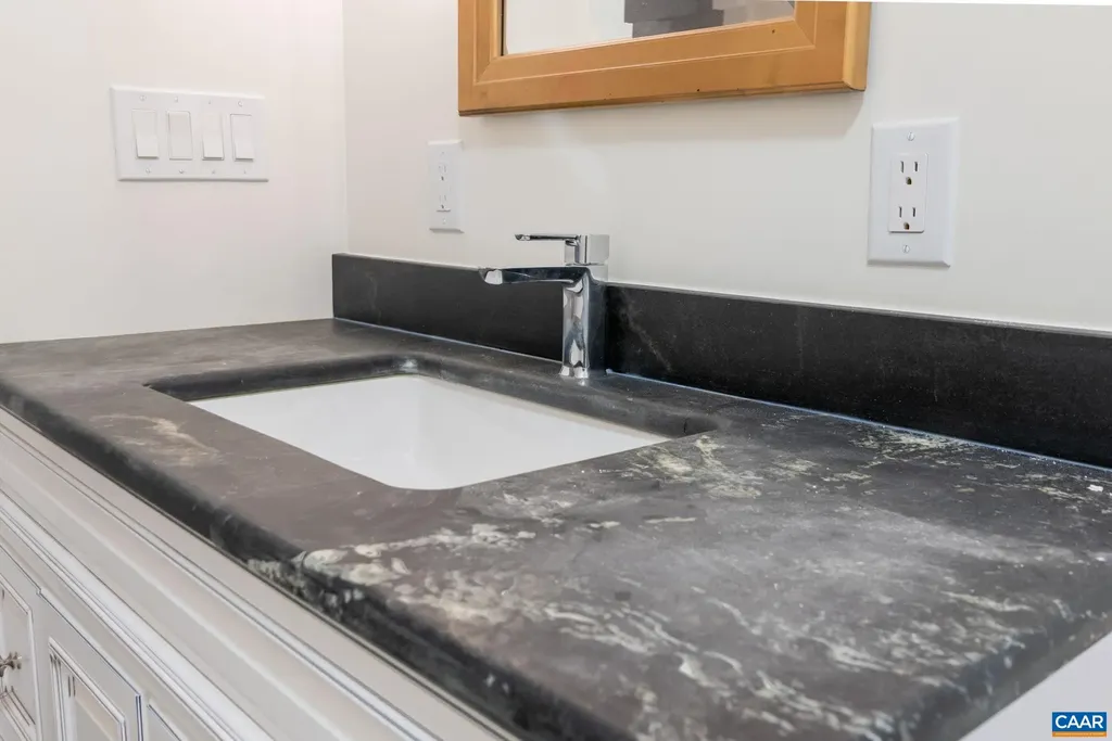 306 13th Street NE Charlottesville VA 22902