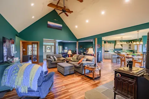 747 New Providence Road Raphine VA 24472